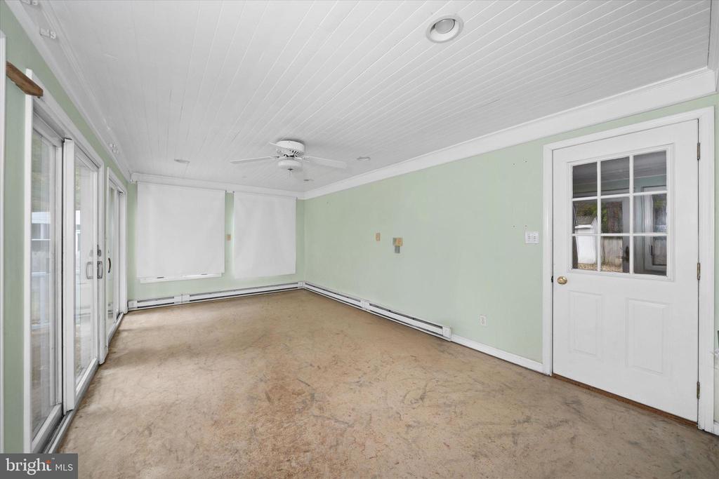 7 DAKOTA AVENUE