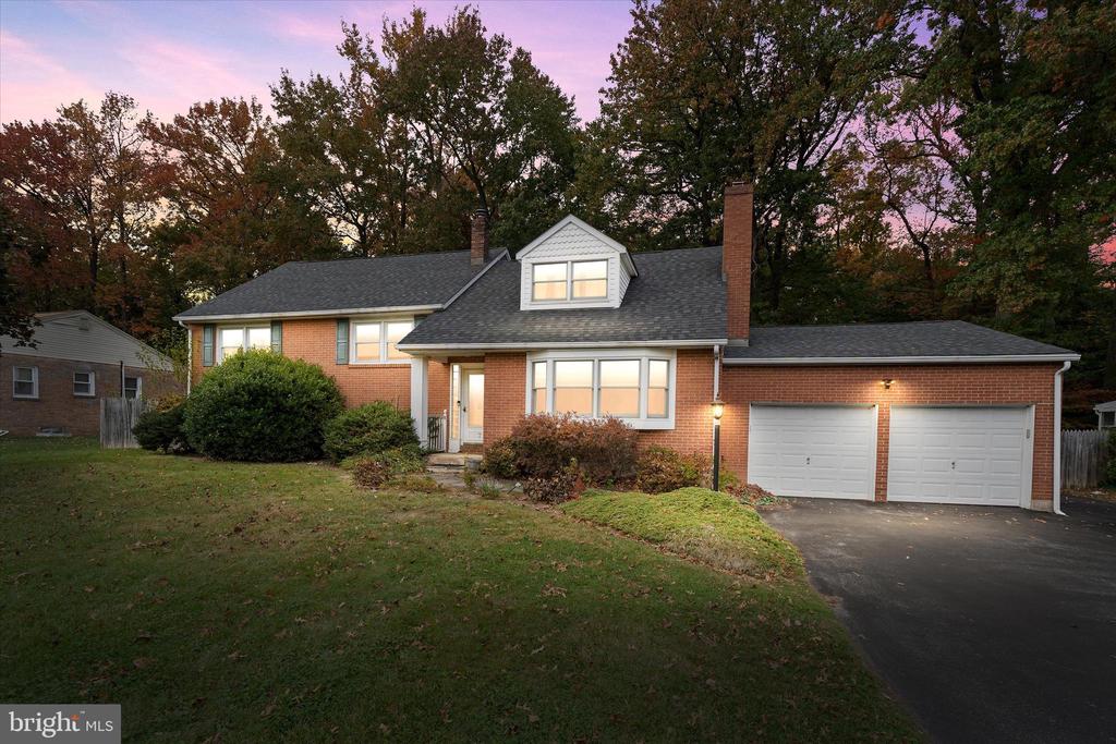 7 DAKOTA AVENUE