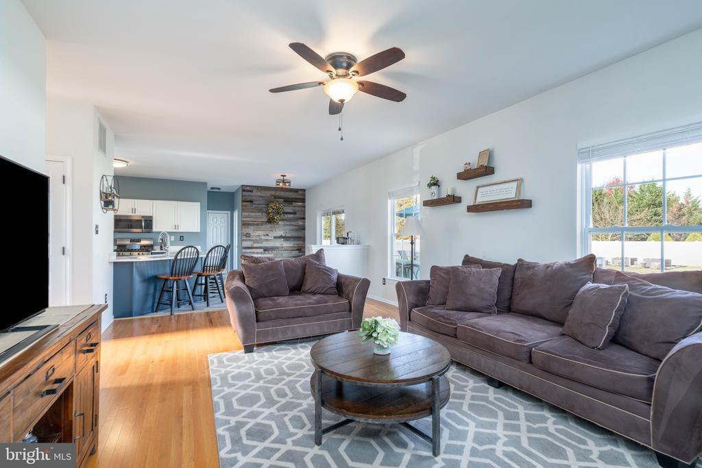 226 HORSESHOE DRIVE