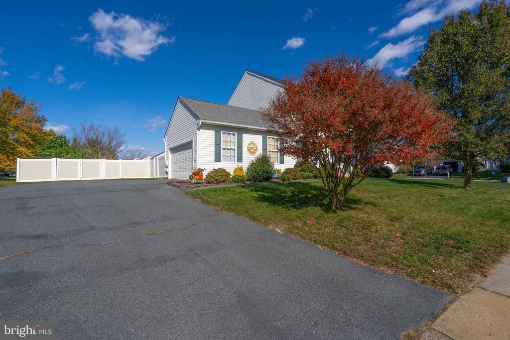 226 HORSESHOE DRIVE