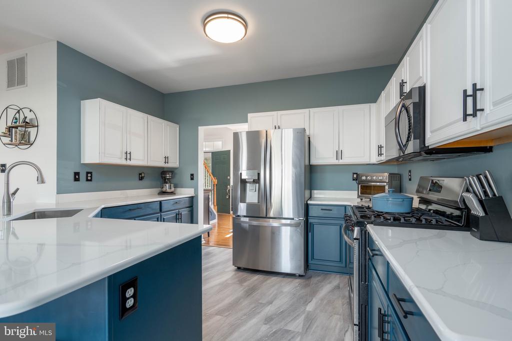 226 HORSESHOE DRIVE