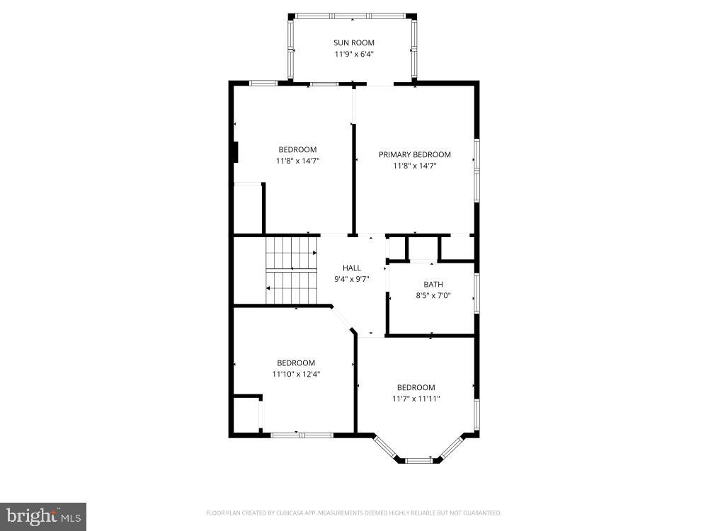 2100 WOODLAWN AVENUE