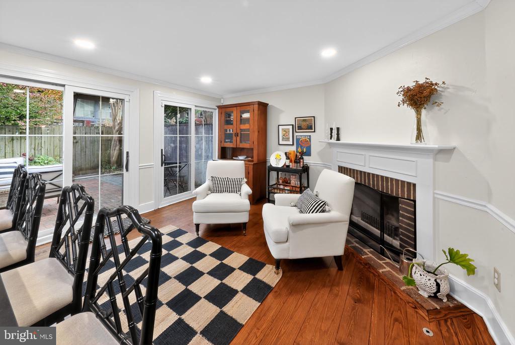 10 ROCKFORD ROAD