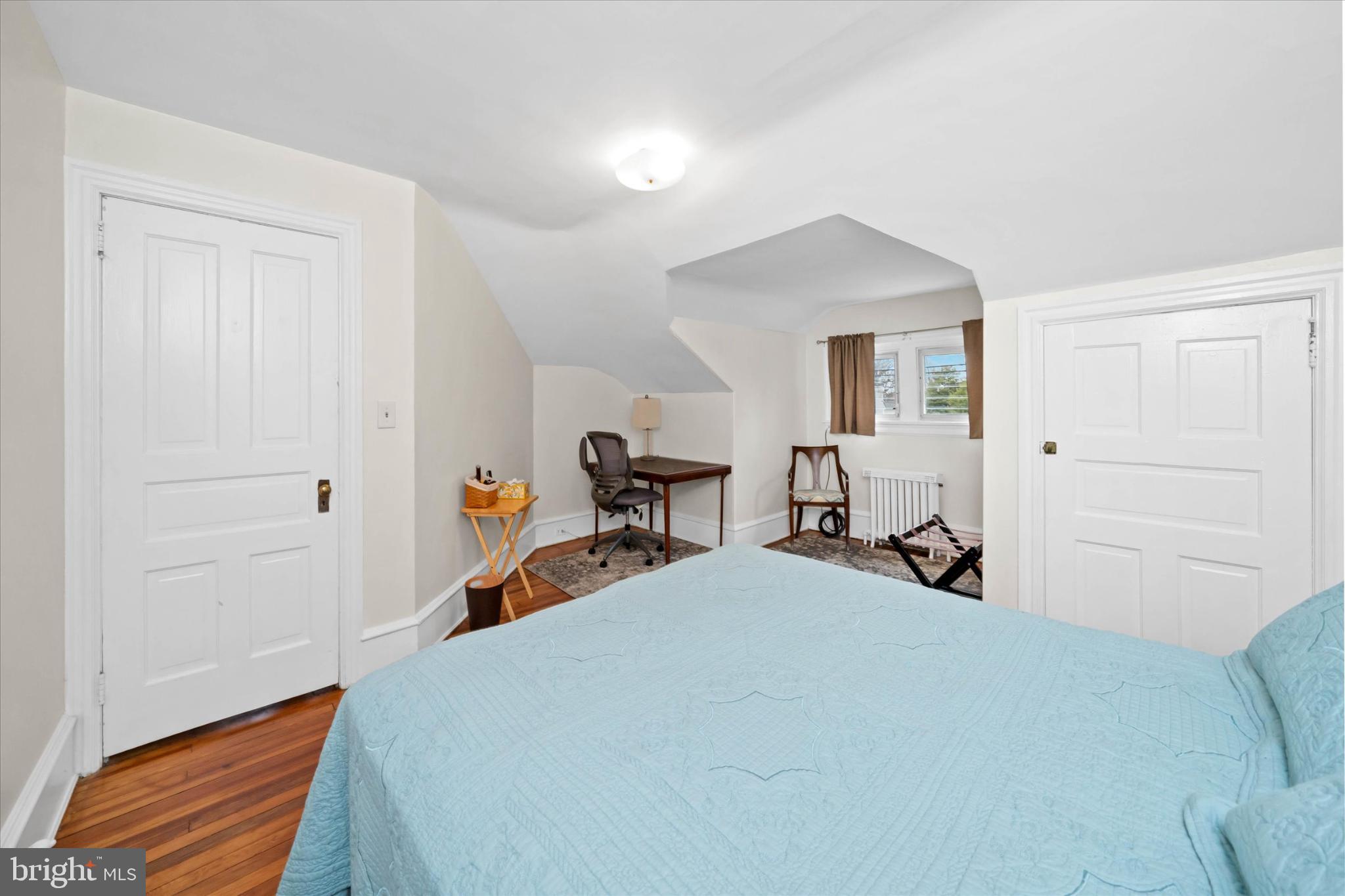 1803 WOODLAWN AVENUE