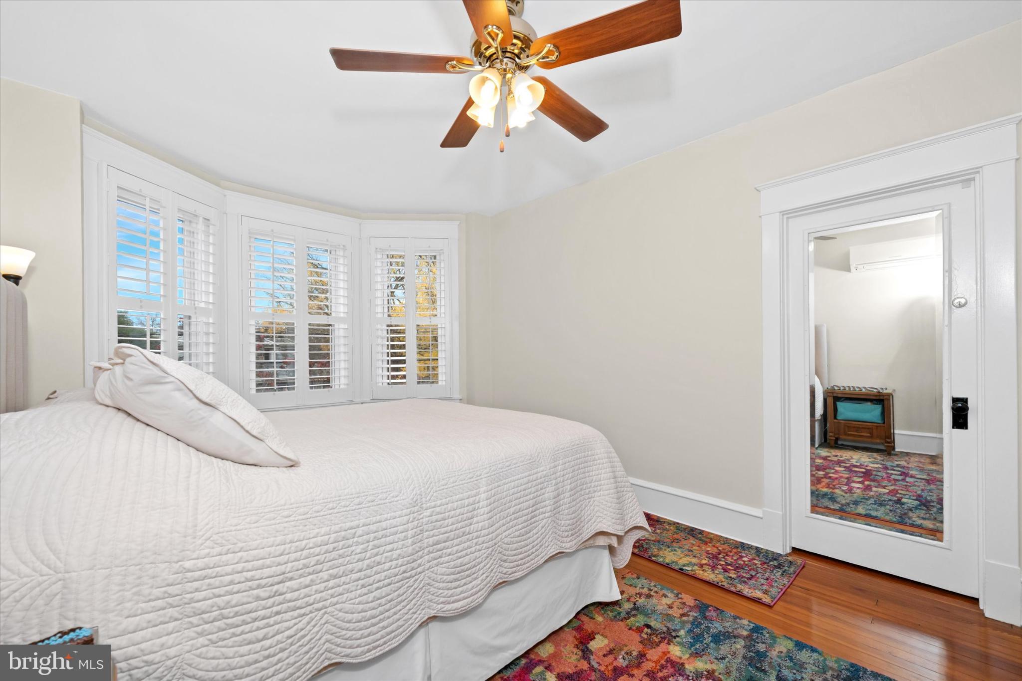 1803 WOODLAWN AVENUE