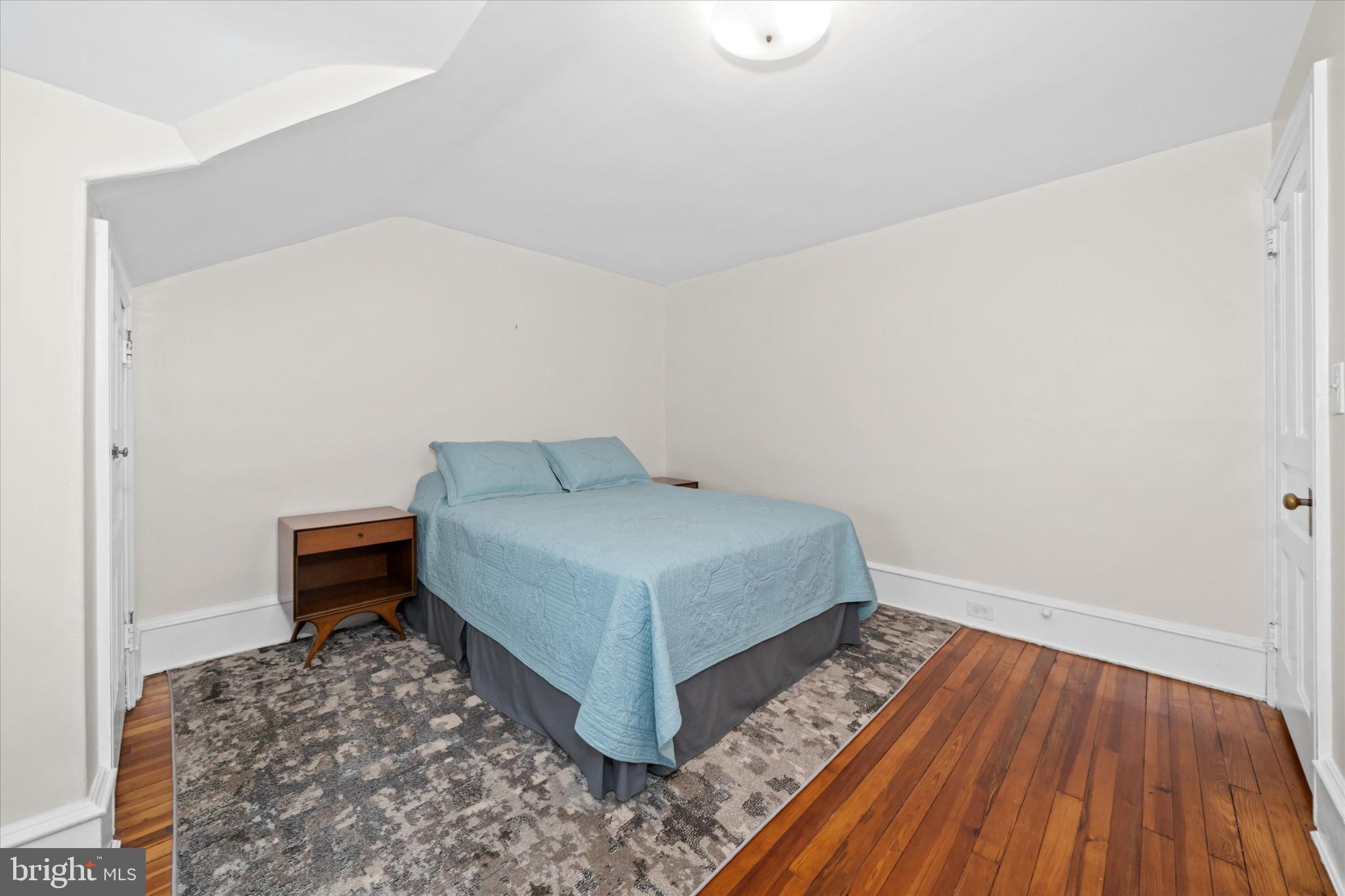 1803 WOODLAWN AVENUE