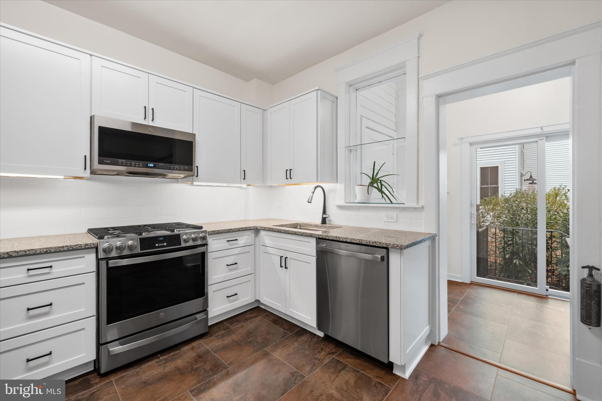 1803 WOODLAWN AVENUE