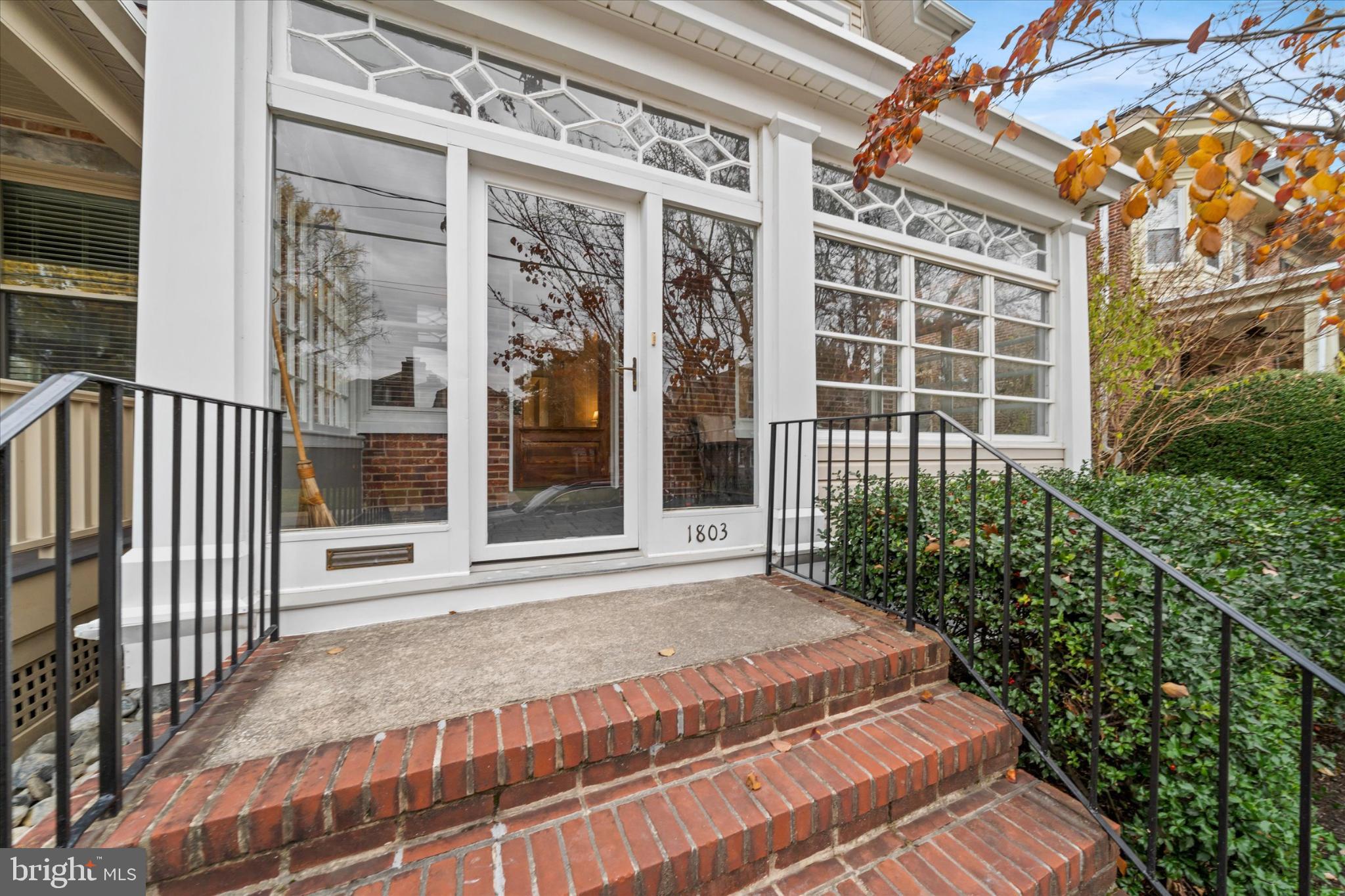 1803 WOODLAWN AVENUE