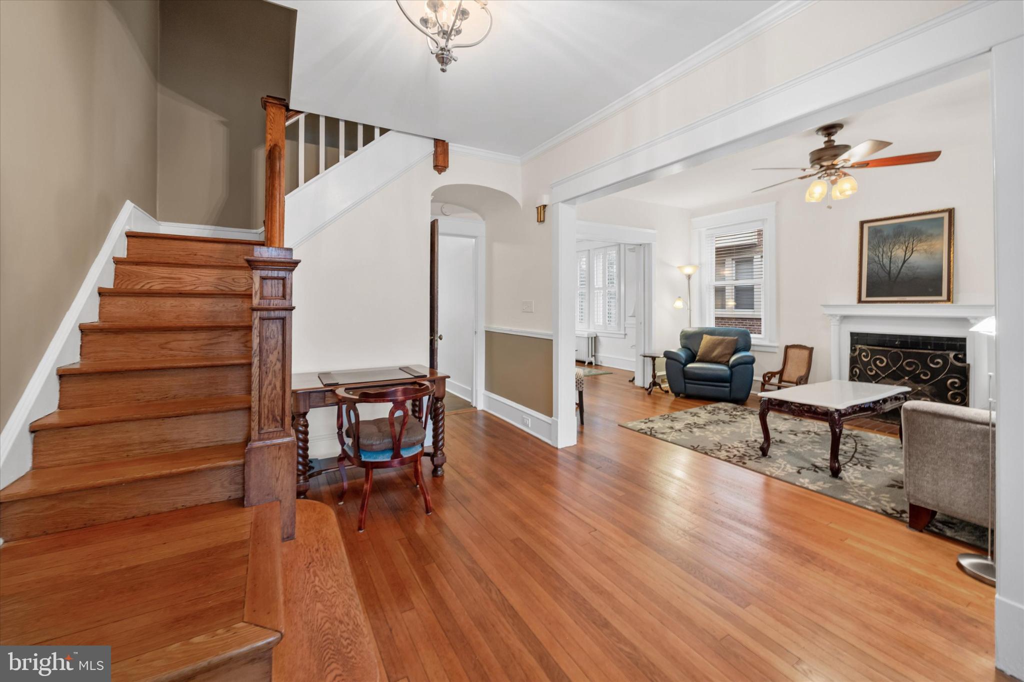 1803 WOODLAWN AVENUE