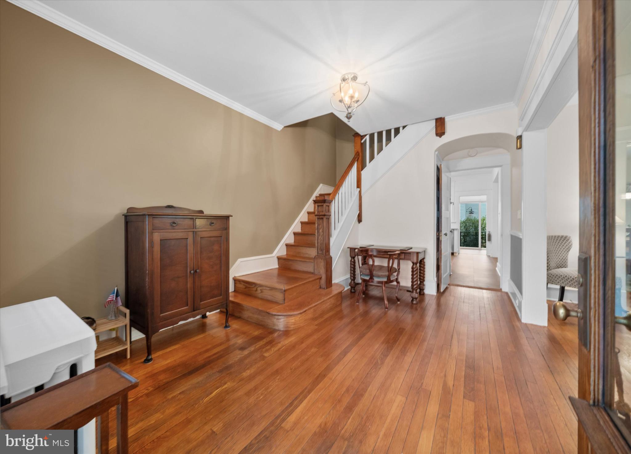 1803 WOODLAWN AVENUE