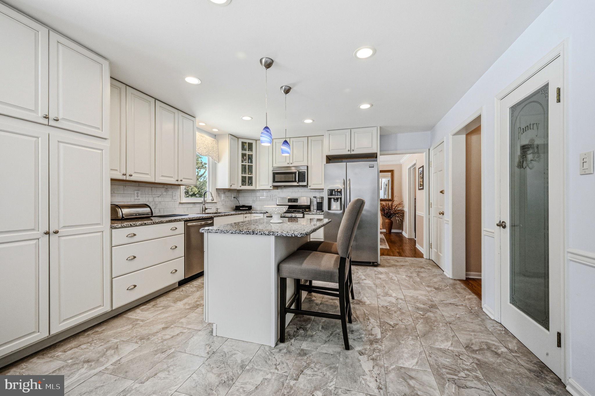 10 AUSPICE CIRCLE
