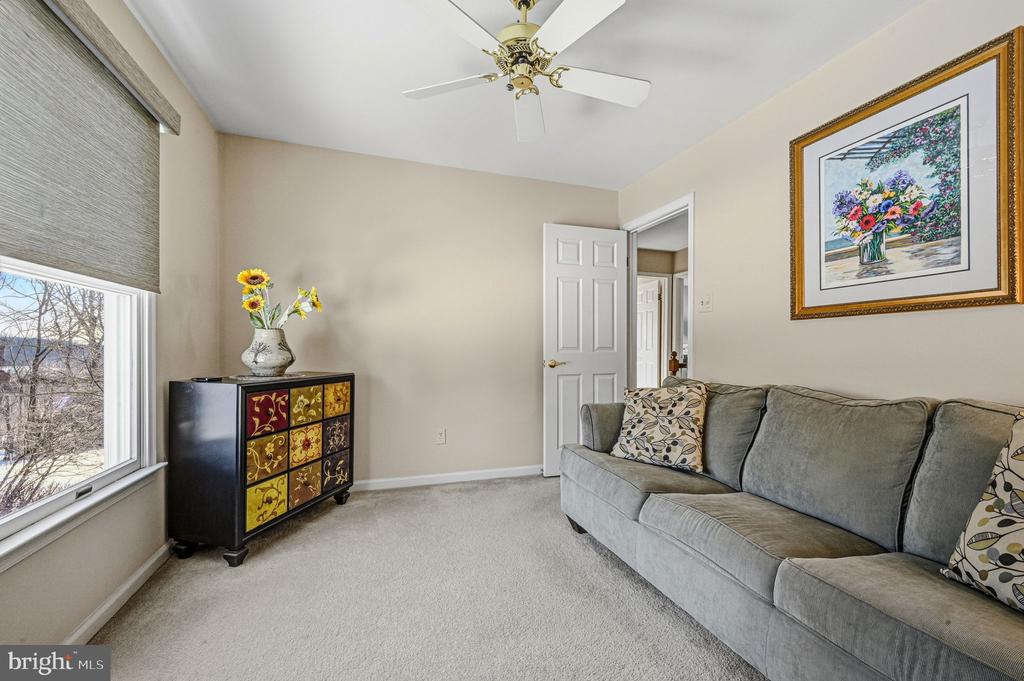 10 AUSPICE CIRCLE
