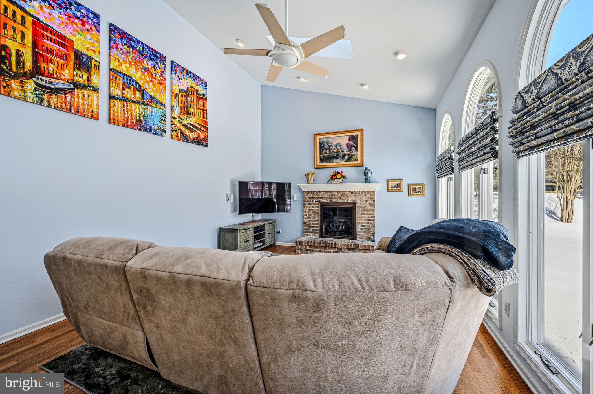 10 AUSPICE CIRCLE