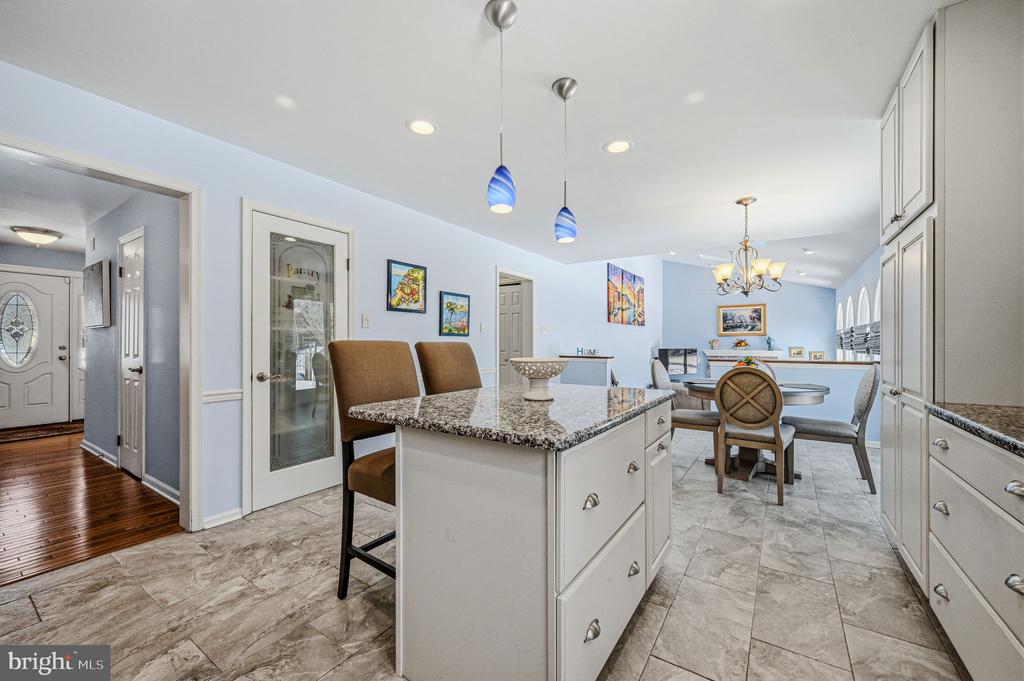 10 AUSPICE CIRCLE