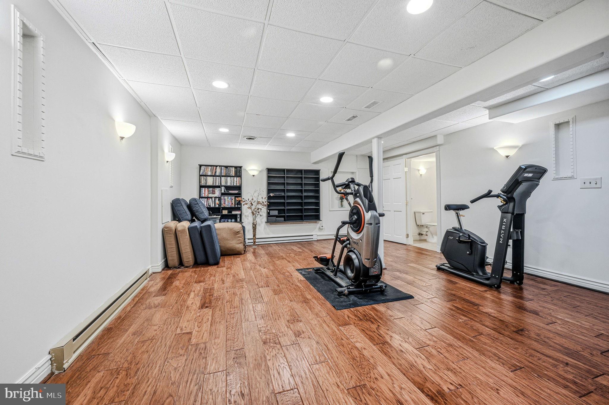 10 AUSPICE CIRCLE
