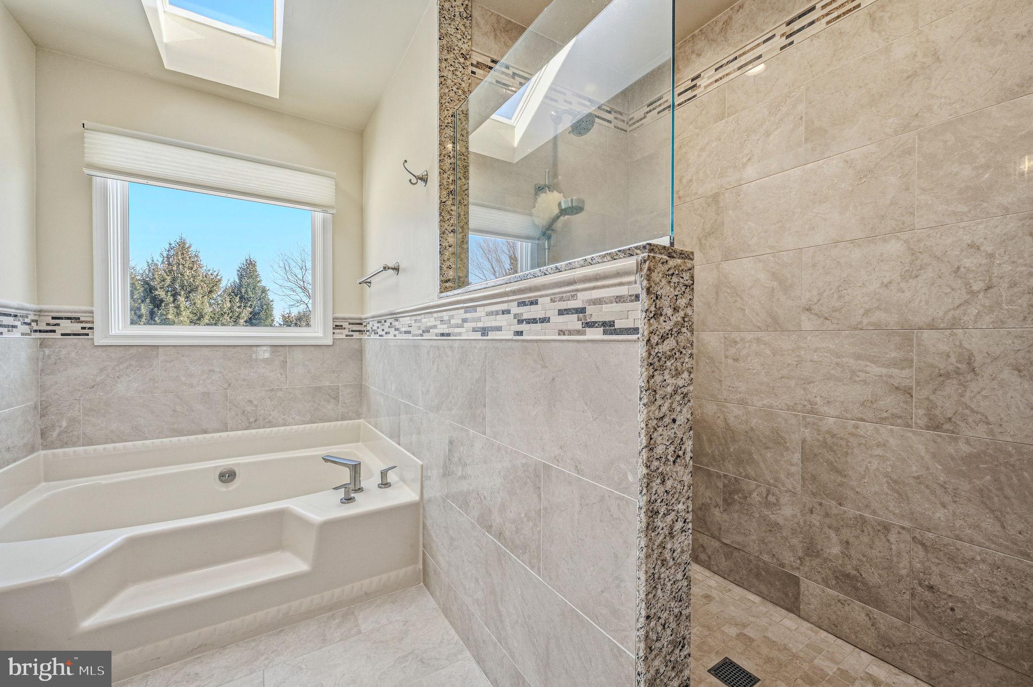 10 AUSPICE CIRCLE