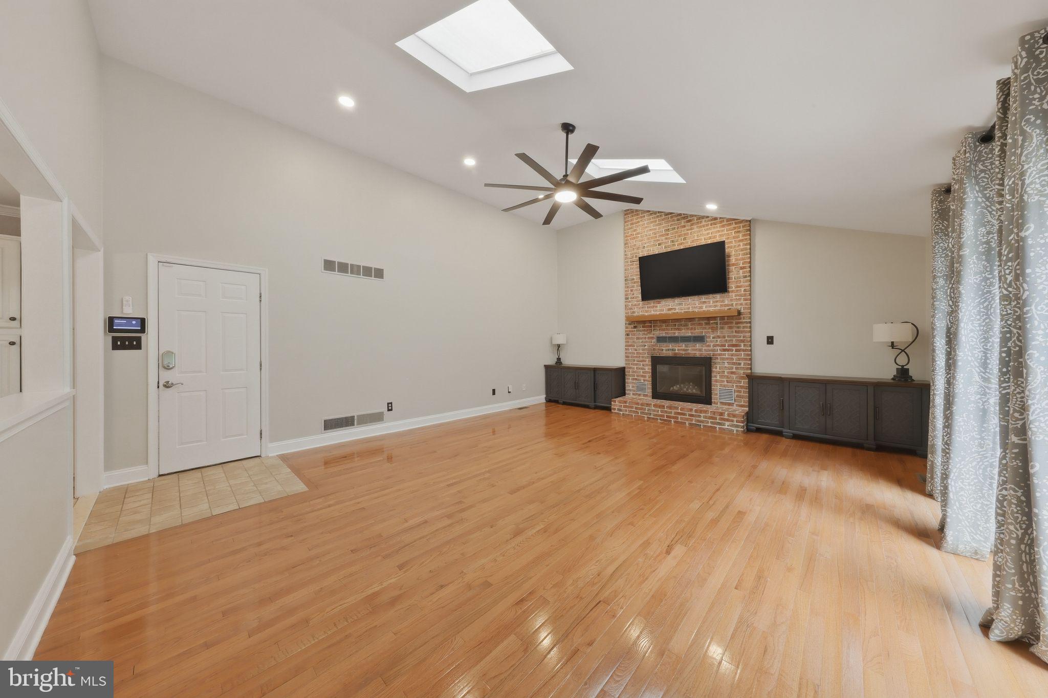 209 GOLDING COURT