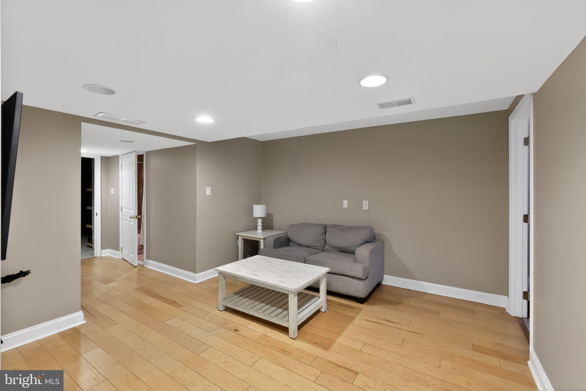 209 GOLDING COURT