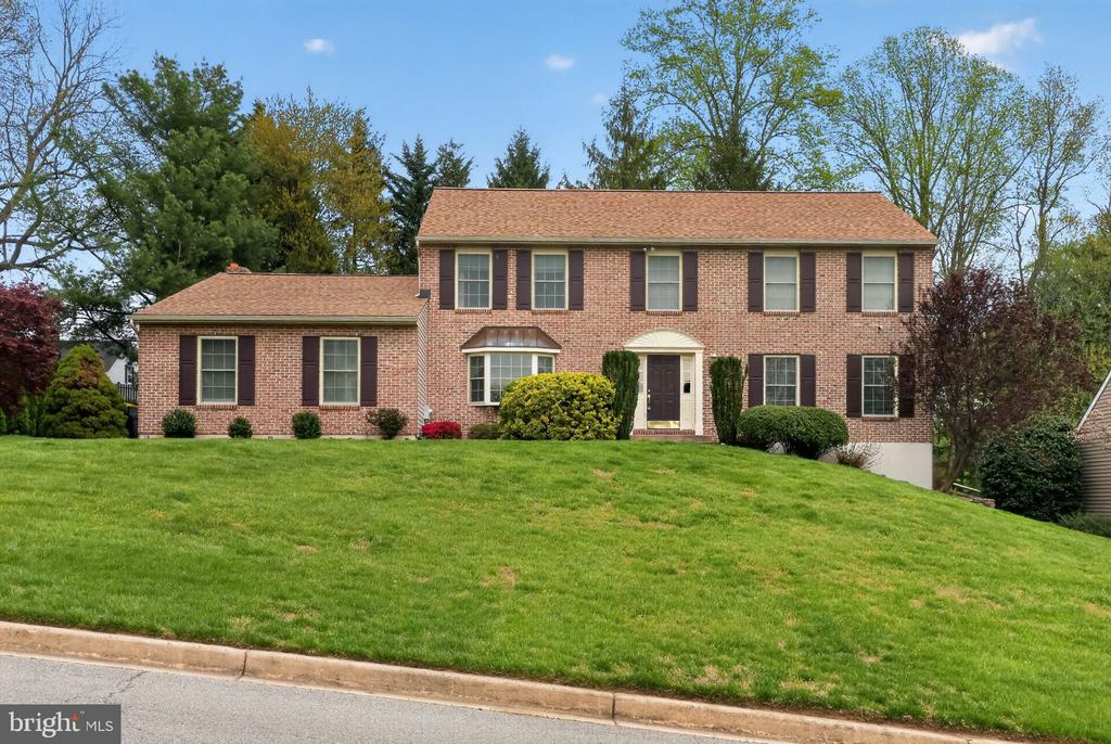 209 GOLDING COURT