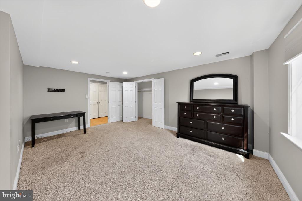 209 GOLDING COURT