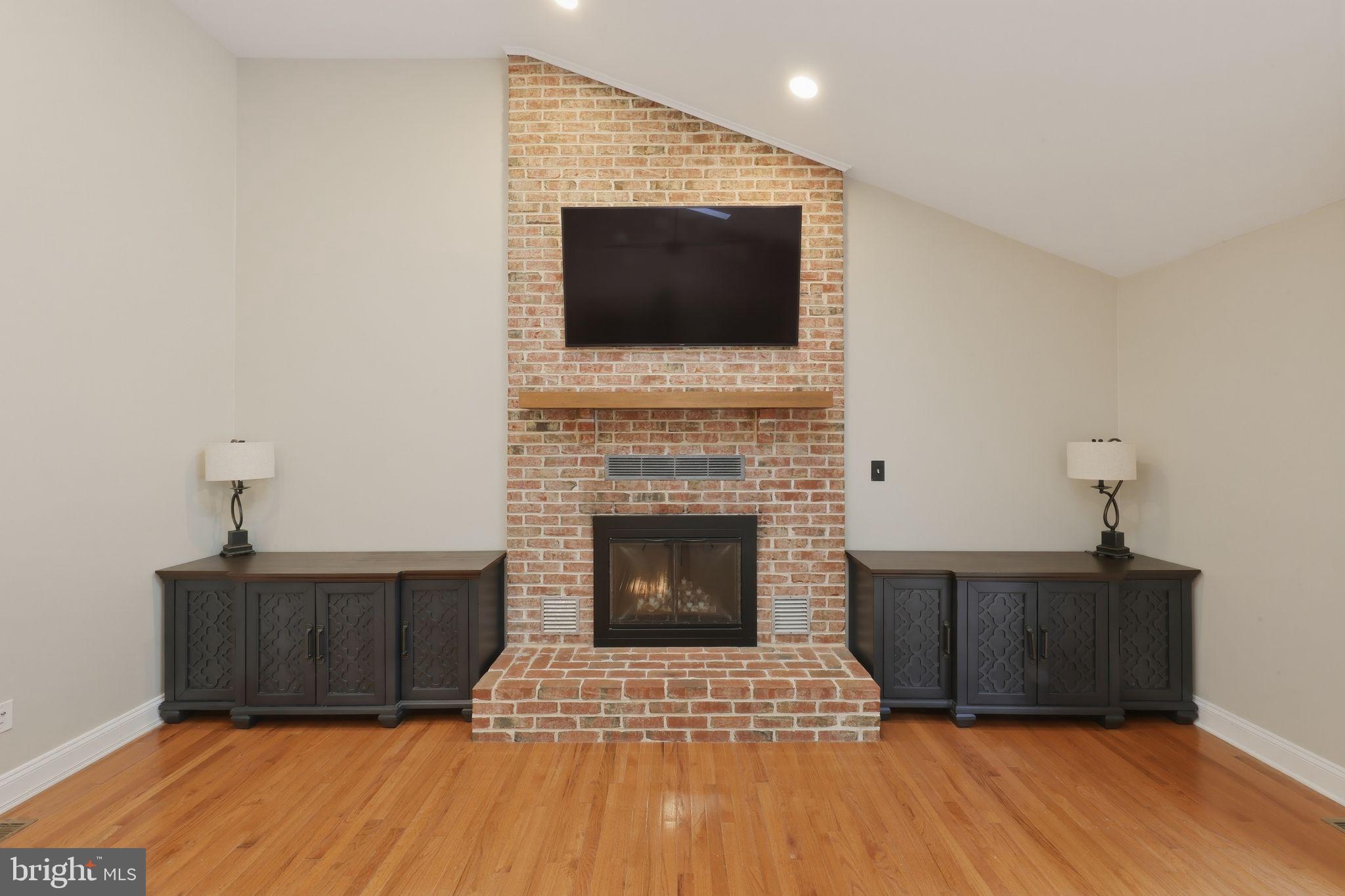 209 GOLDING COURT