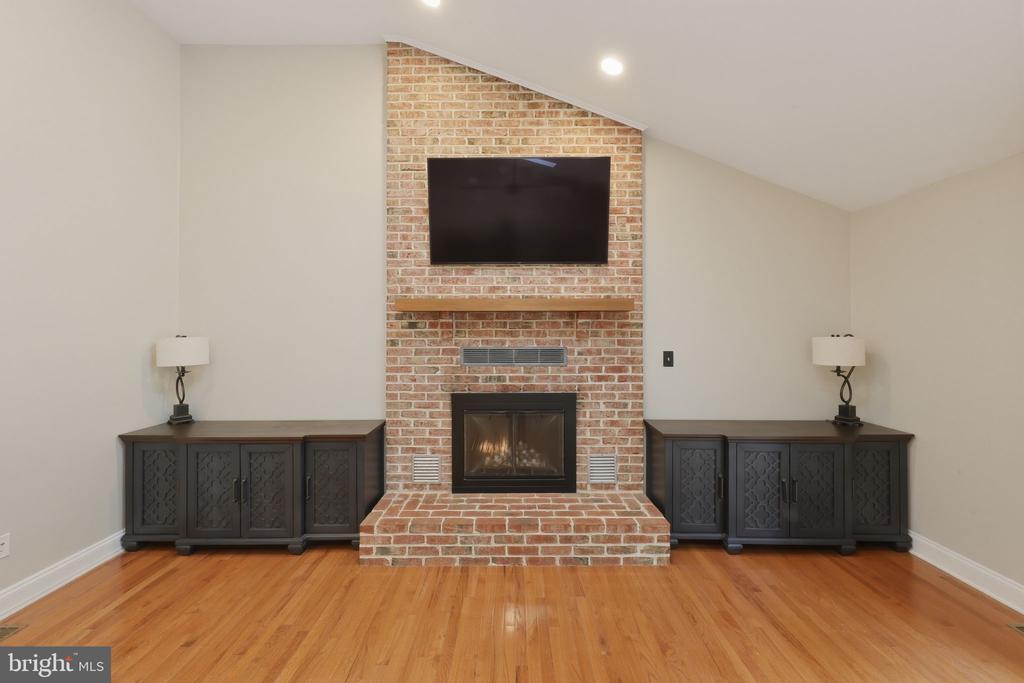 209 GOLDING COURT