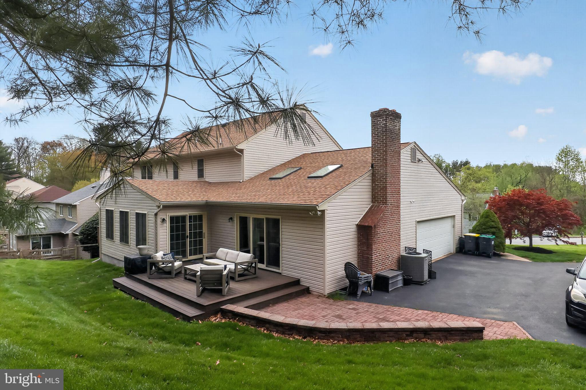 209 GOLDING COURT