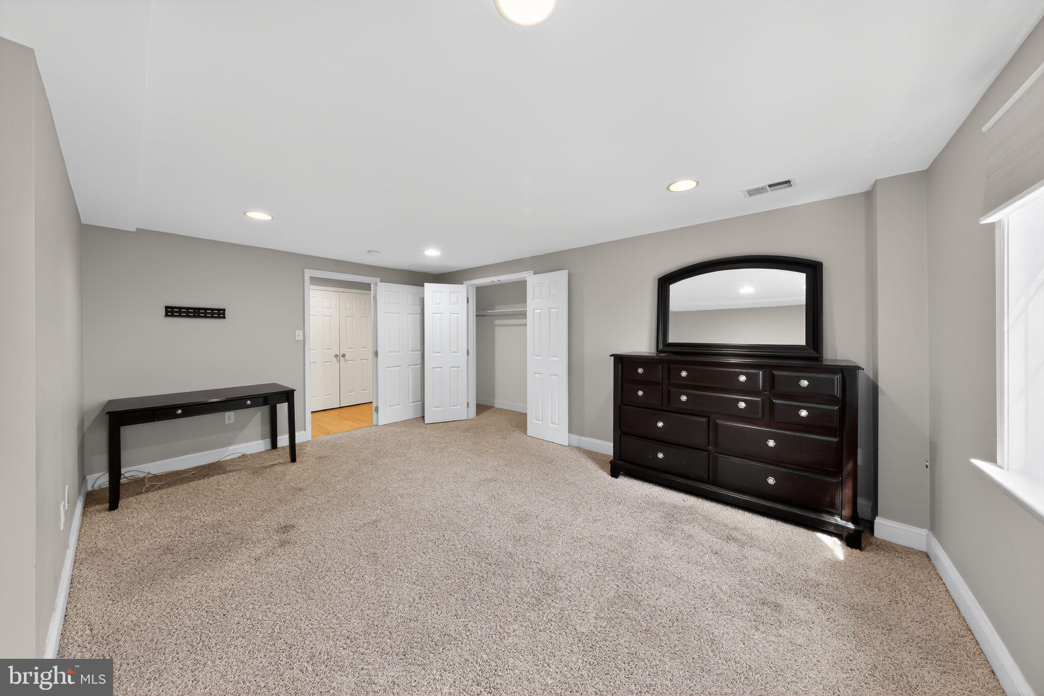 209 GOLDING COURT
