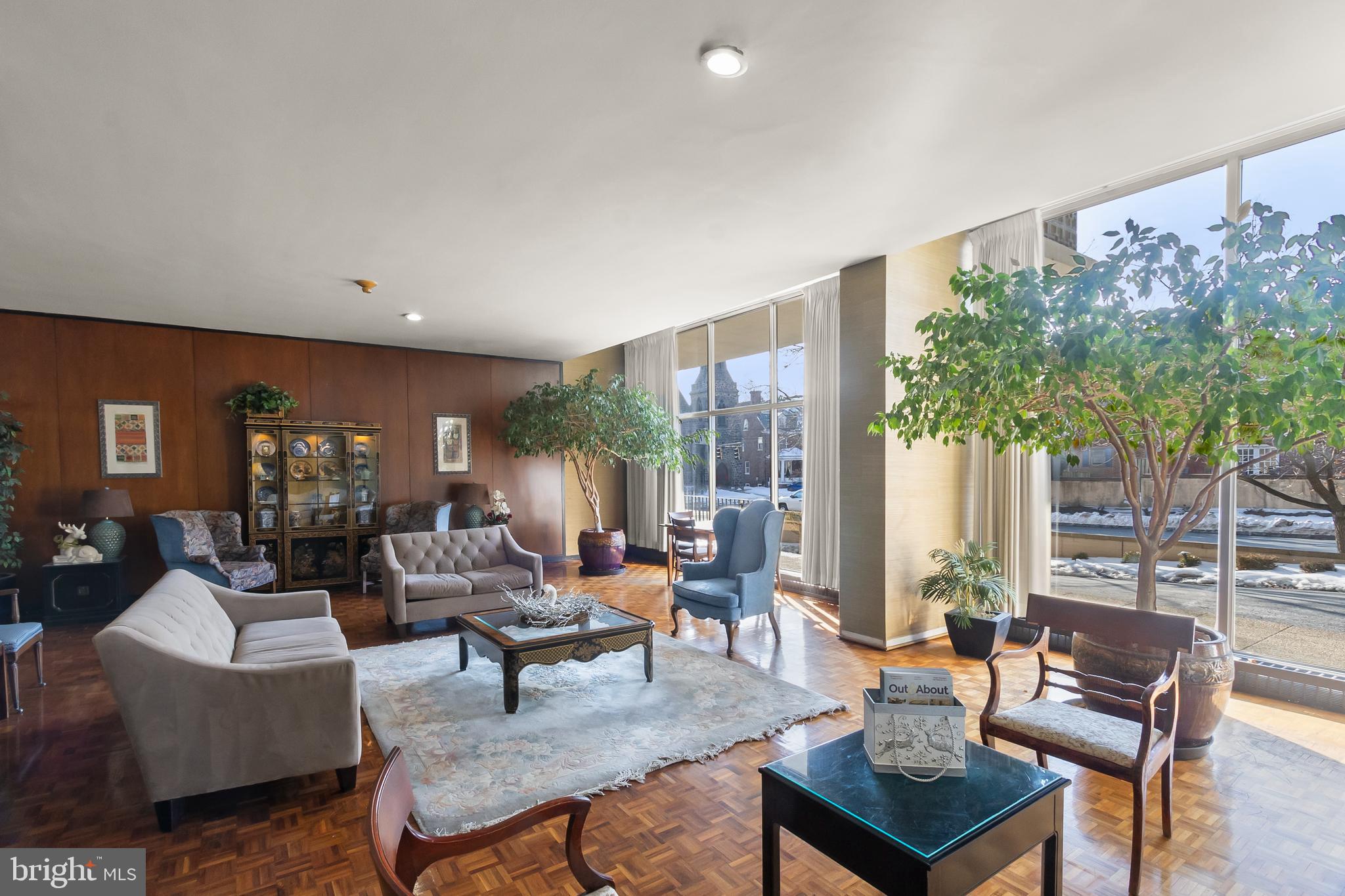 1401 PENNSYLVANIA AVENUE 208
