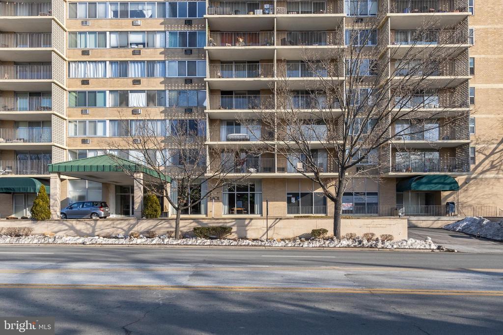 1401 PENNSYLVANIA AVENUE 208