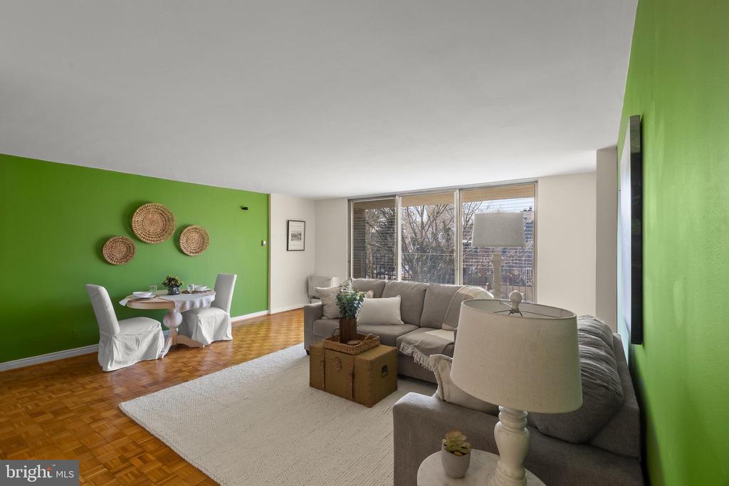 1401 PENNSYLVANIA AVENUE Unit: 208