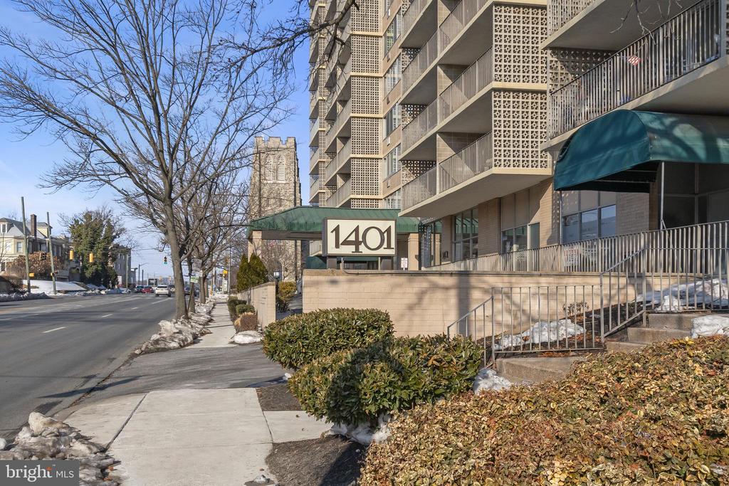 1401 PENNSYLVANIA AVENUE Unit: 208