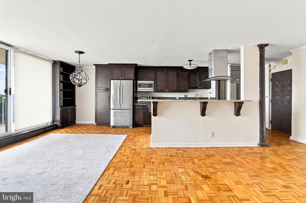 1401 PENNSYLVANIA AVENUE Unit: 1010