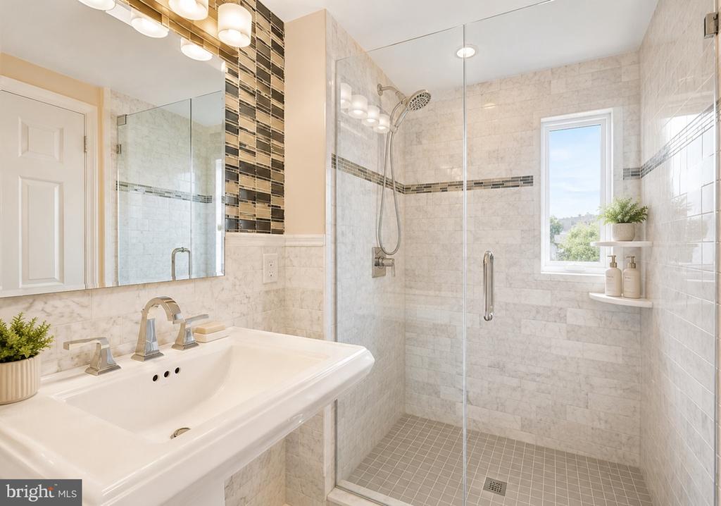 1401 PENNSYLVANIA AVENUE Unit: 1010