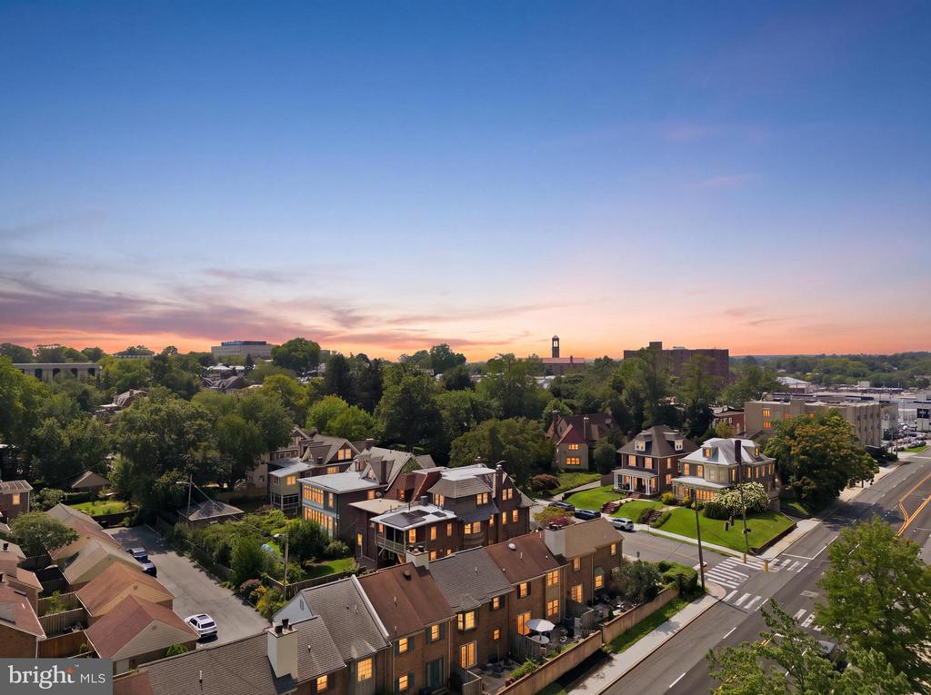 1401 PENNSYLVANIA AVENUE Unit: 1010