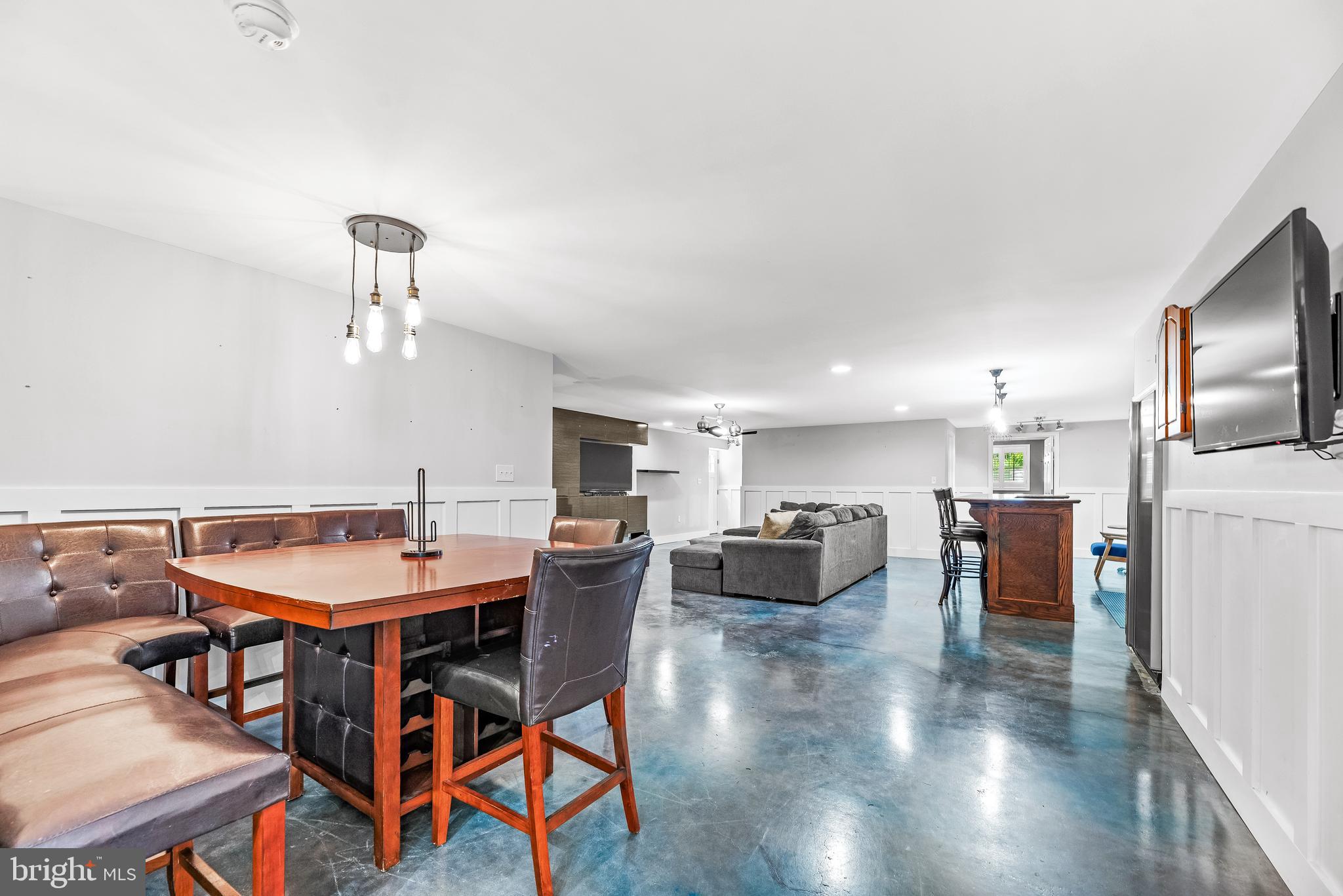 4230 TUPELO COURT