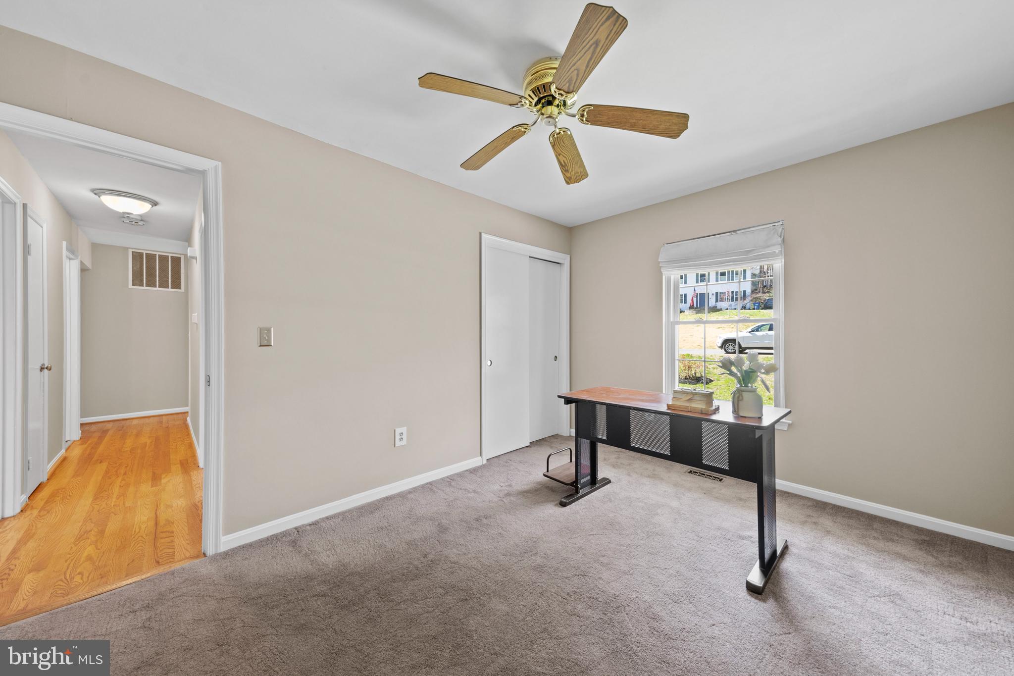 9809 EMPIRE COURT