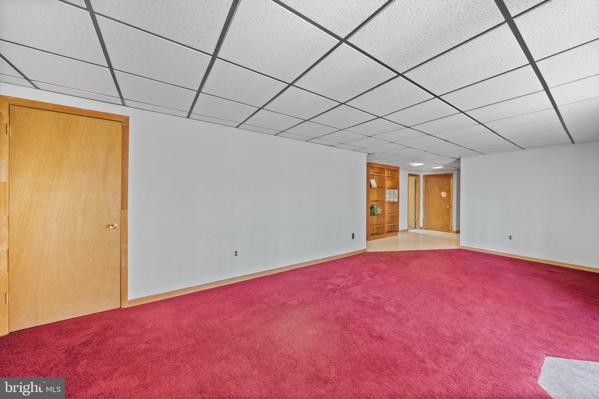 9809 EMPIRE COURT