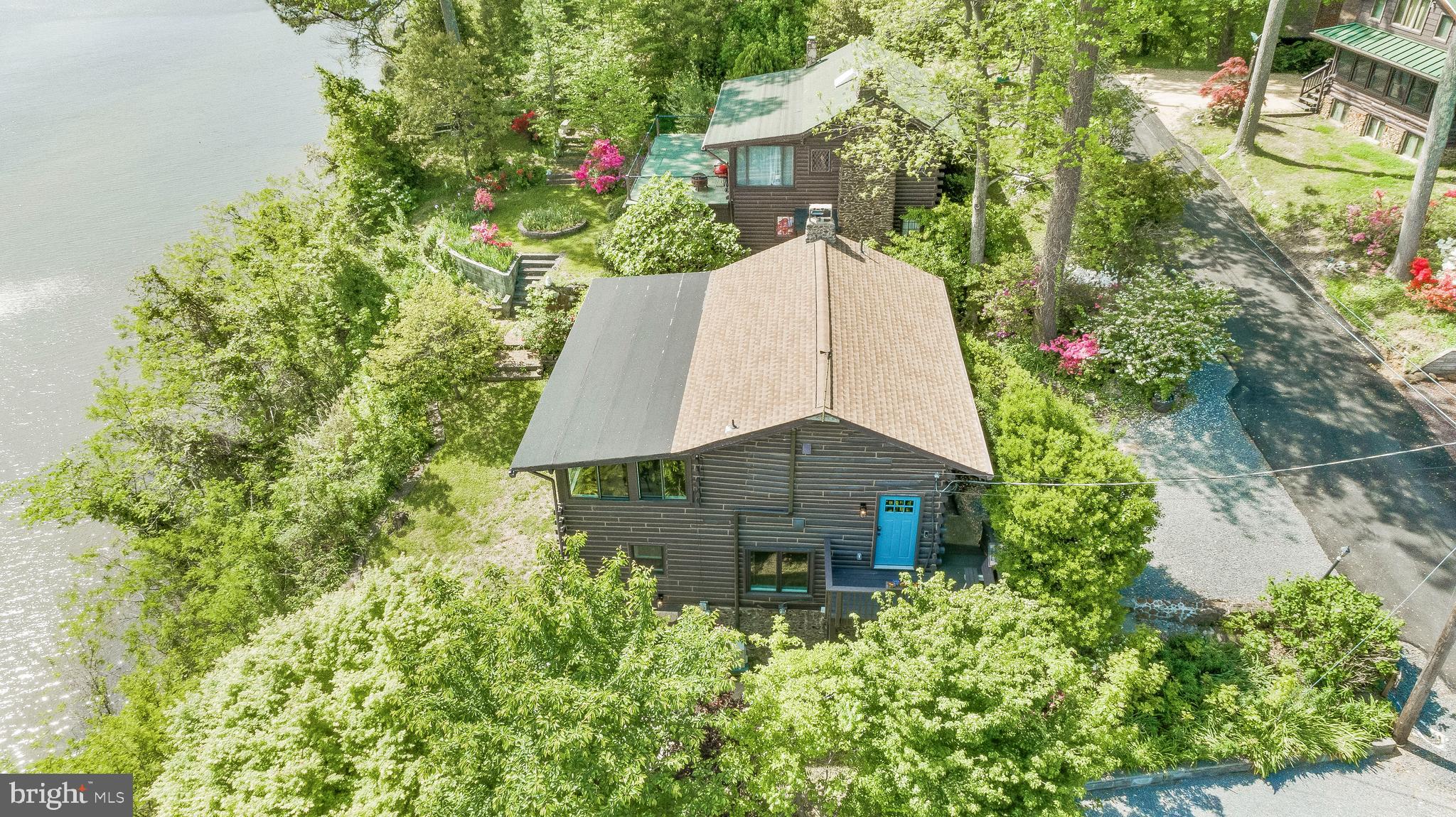 2317 ACACIA ROAD
