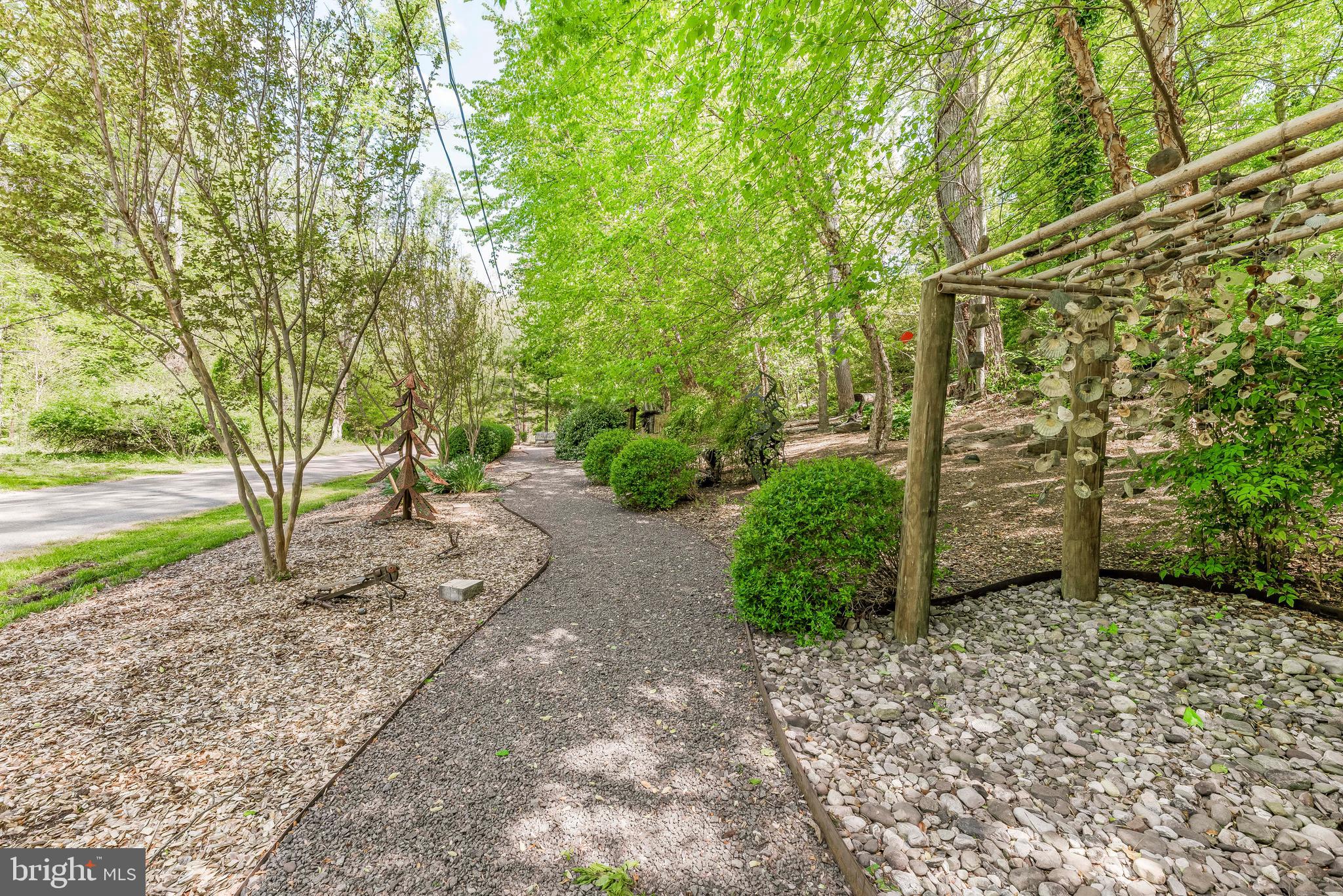 2317 ACACIA ROAD