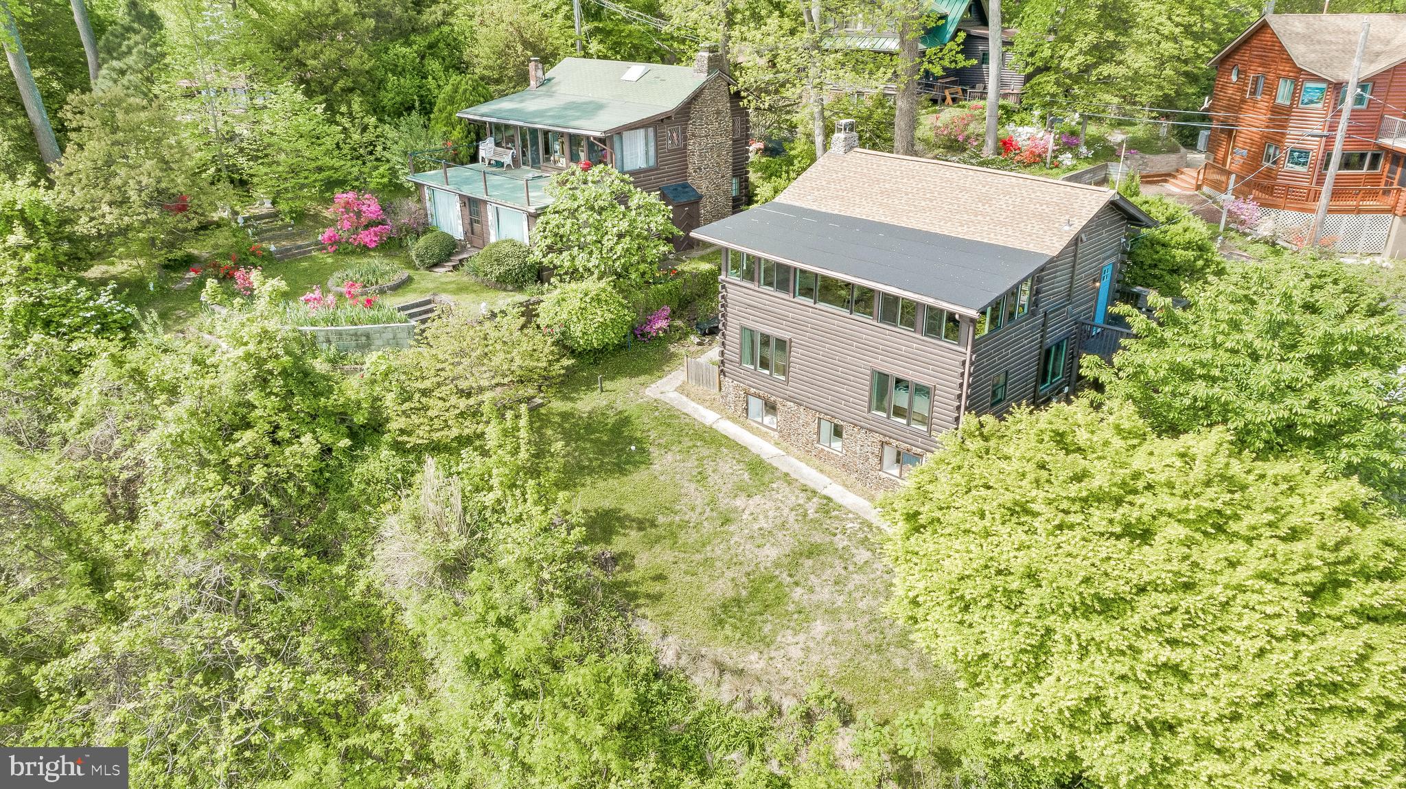 2317 ACACIA ROAD