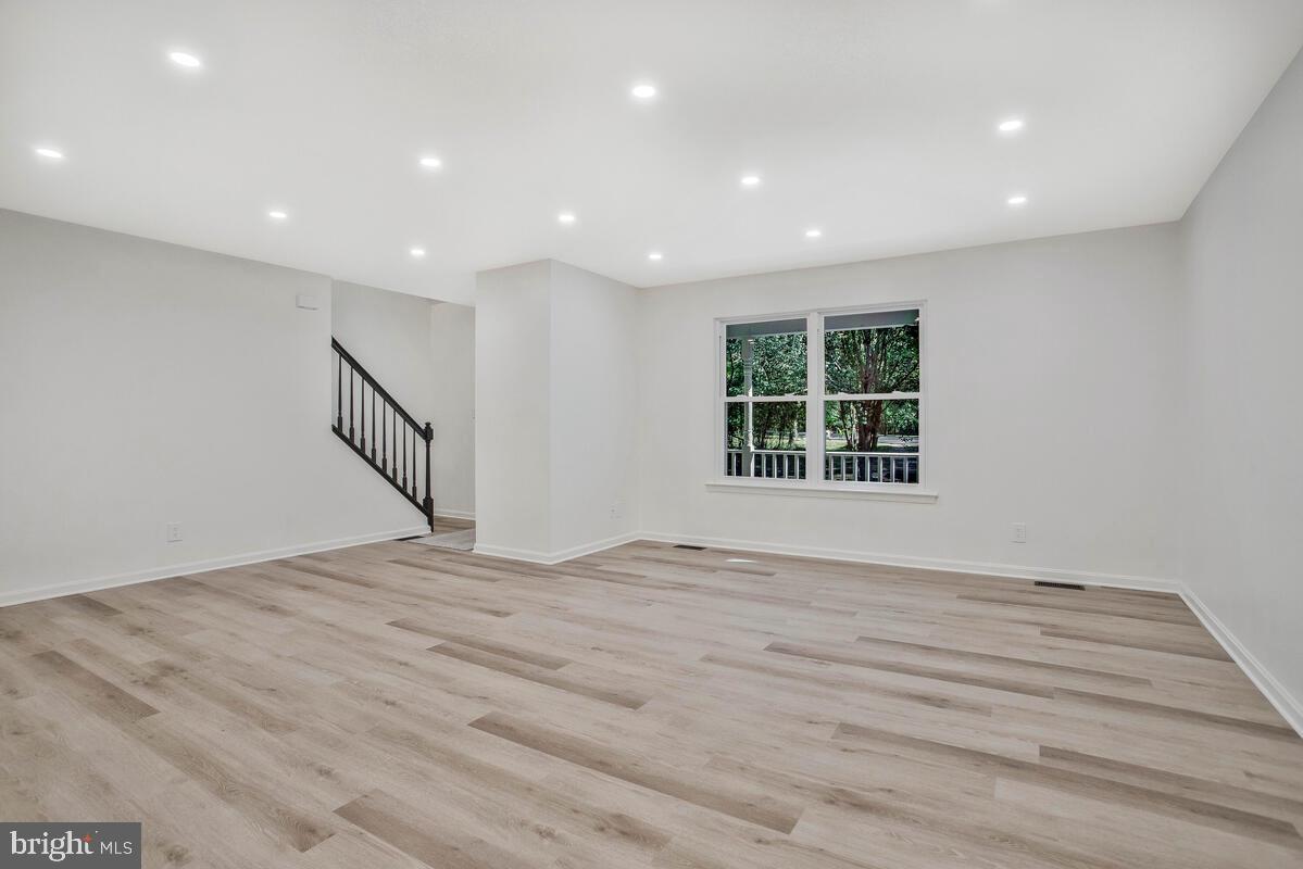 3410 BAYSIDE FOREST COURT