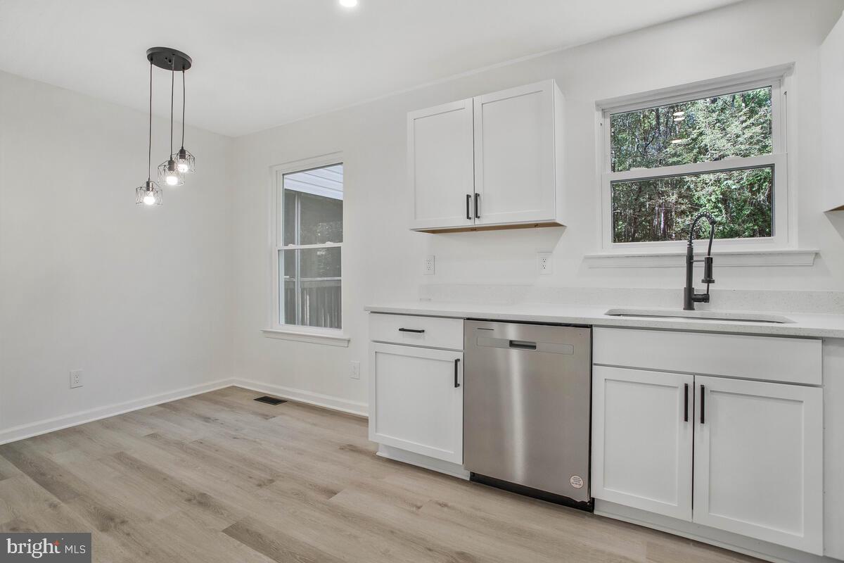 3410 BAYSIDE FOREST COURT