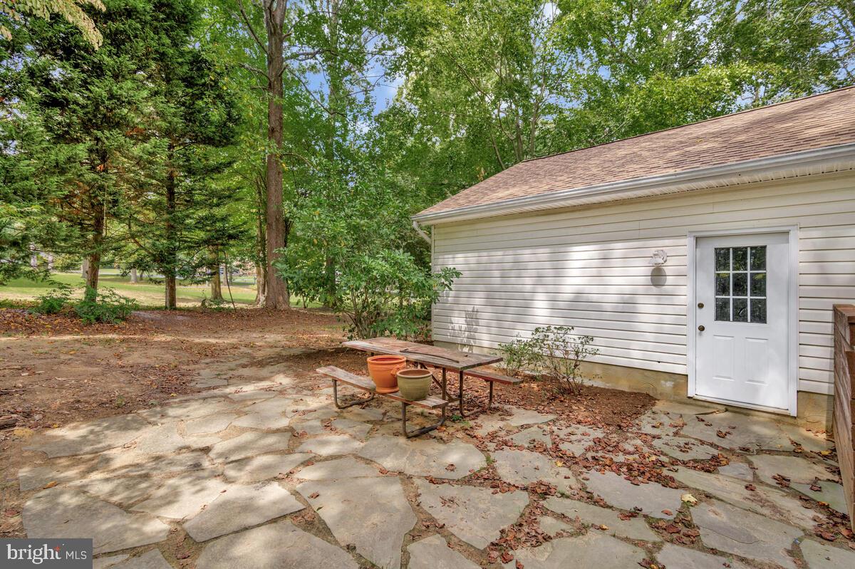 5963 HILLSIDE ROAD