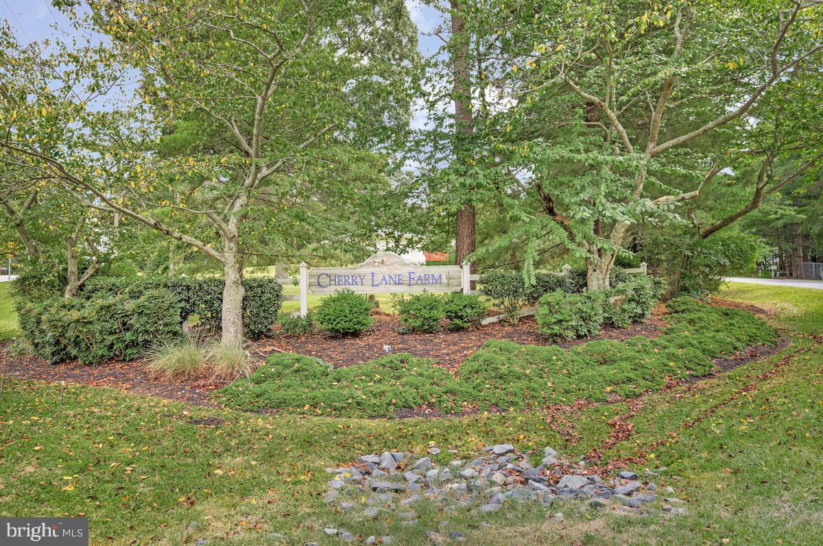 5963 HILLSIDE ROAD