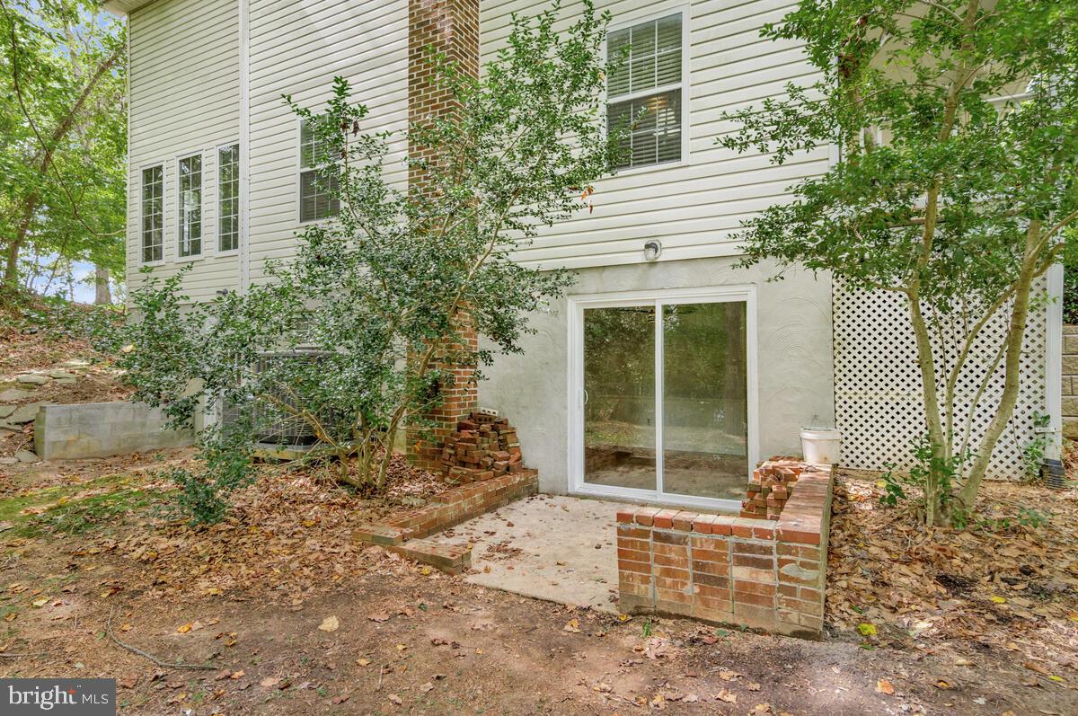 5963 HILLSIDE ROAD
