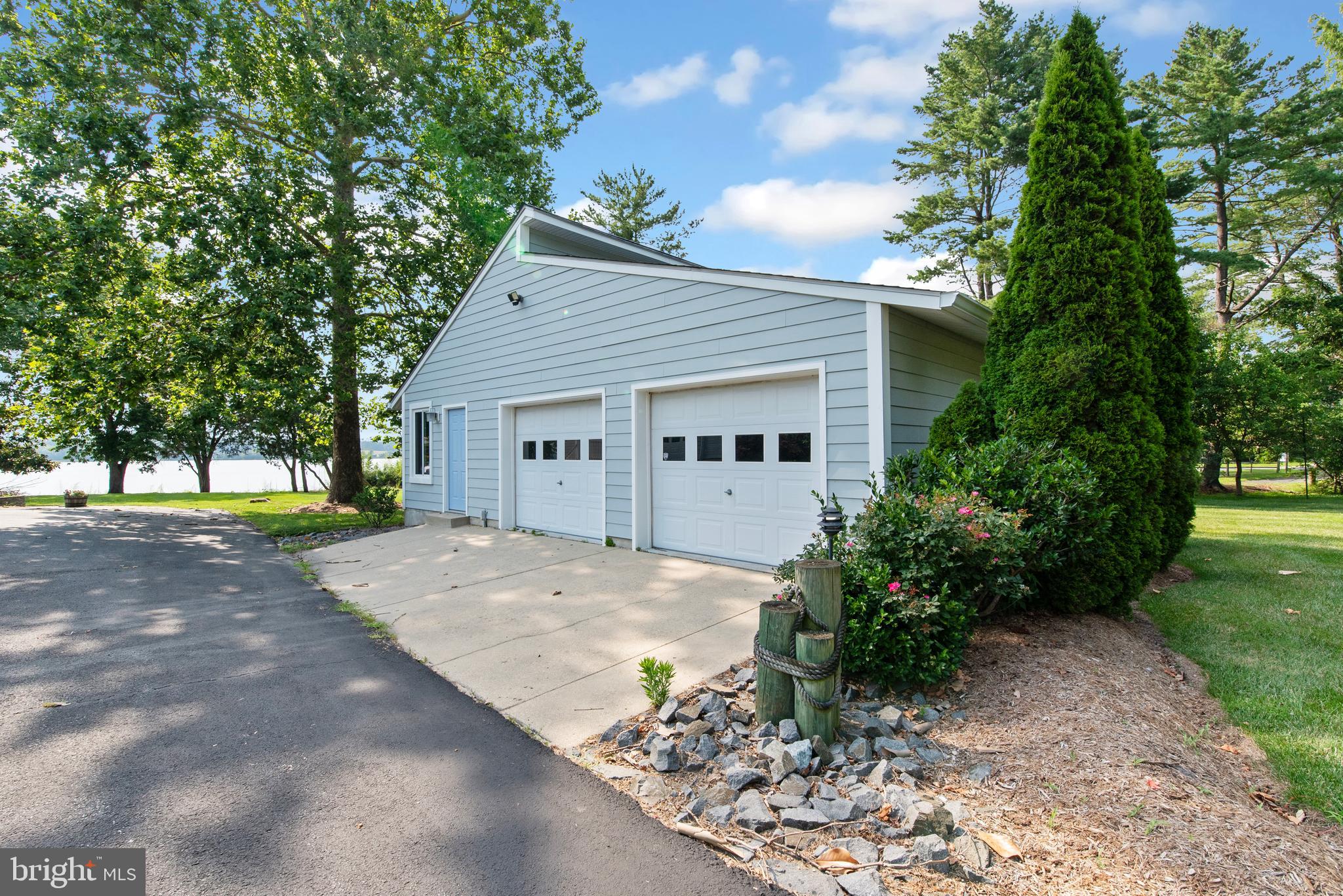 3780 WATERFIELD COURT