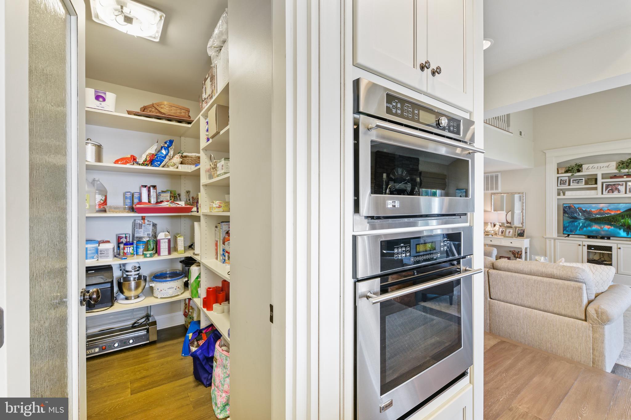 3780 WATERFIELD COURT