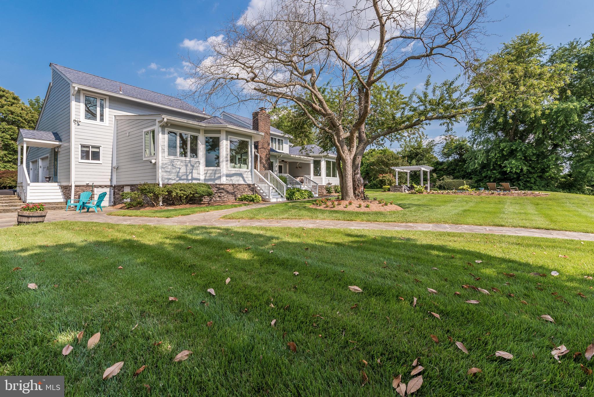3780 WATERFIELD COURT