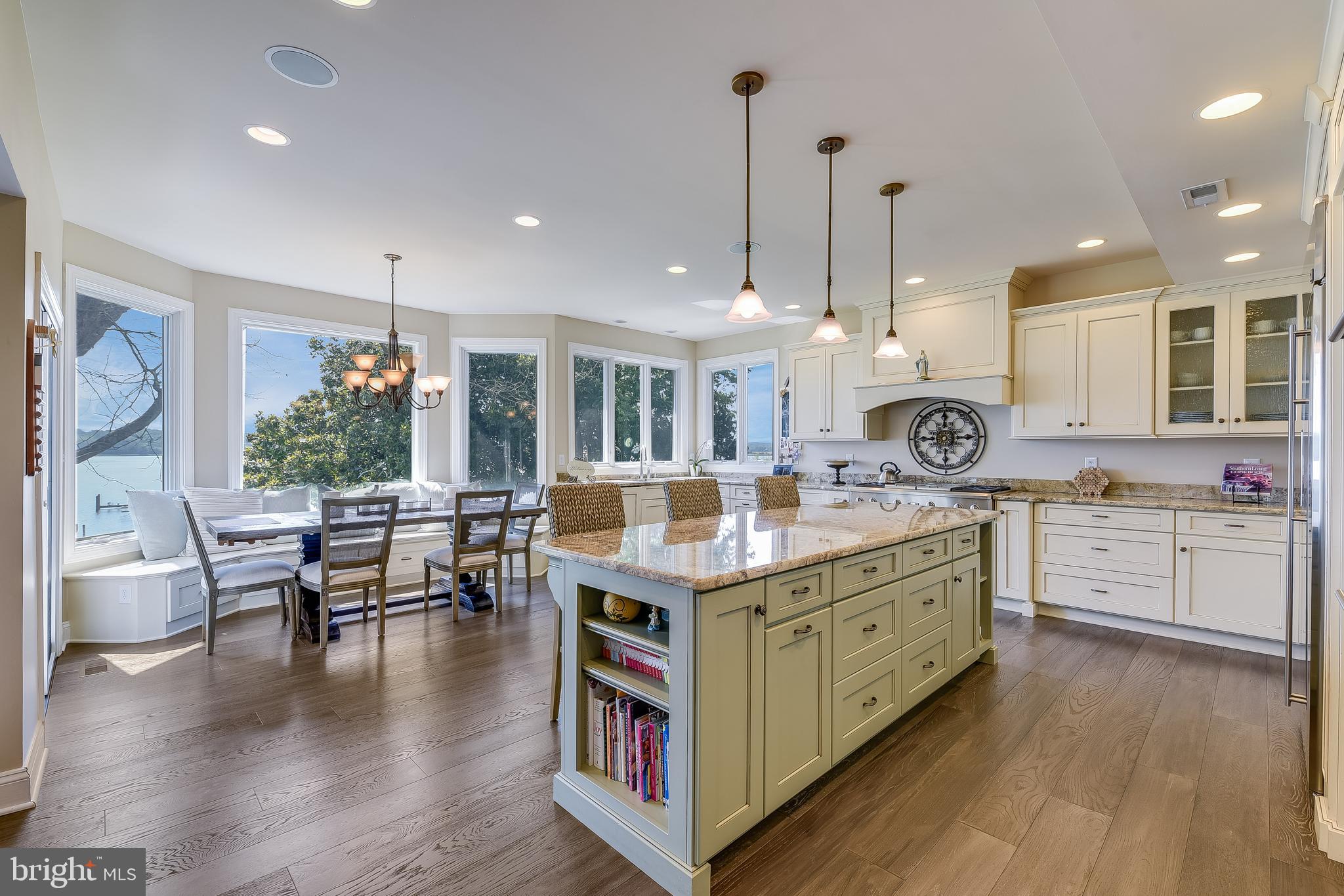 3780 WATERFIELD COURT